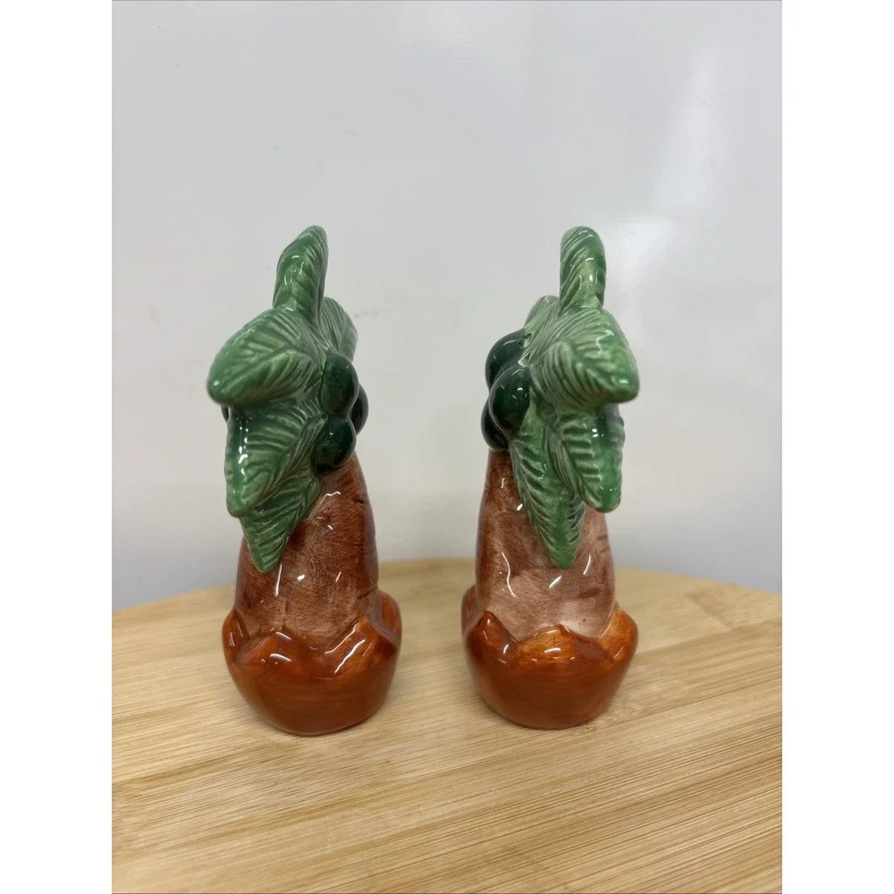 Vintage Palm Tree Salt & Pepper Shakers Ceramic Japan Rare Beach Nautical